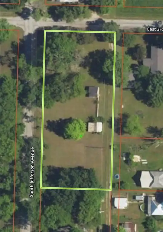 307 S Jefferson Avenue, La Harpe, KS 66751 - #1