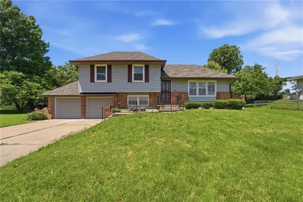 7816 Orville Avenue, Kansas City, KS 66112