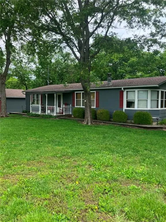 70 N Eagle Lane, Mound City, KS 66056 - #2