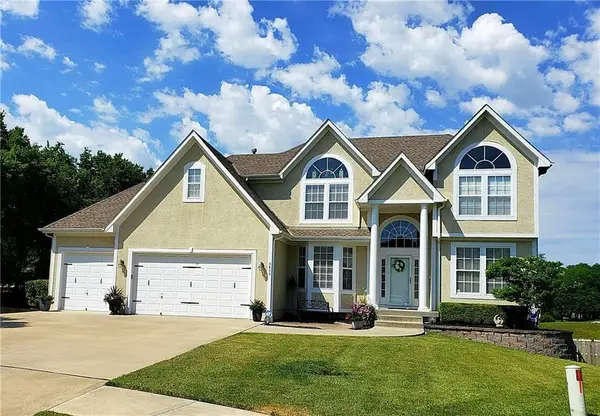 3455 SW Windemere Drive, Lee's Summit, MO 64082