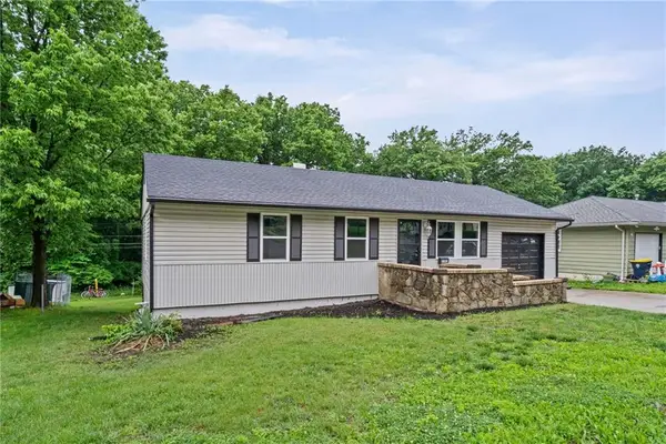 3301 E 107th Terrace, Kansas City, MO 64137