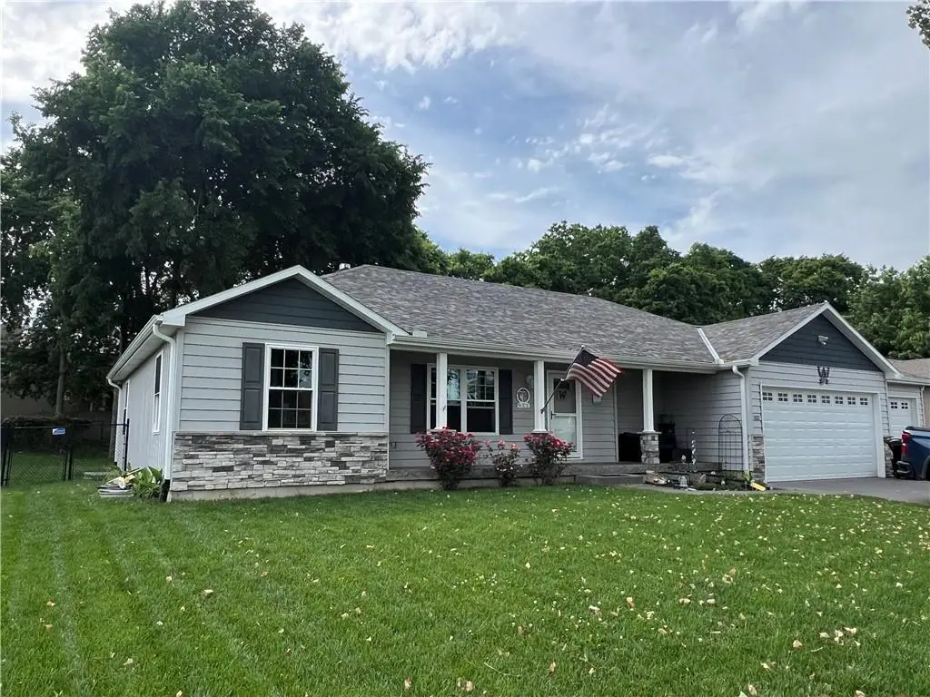 302 S Peach Tree Avenue, Lone Jack, MO 64070 - #1
