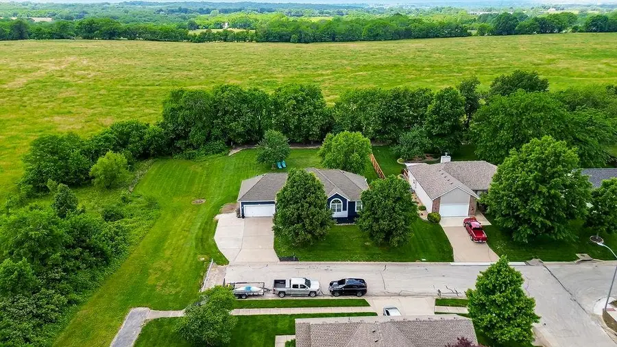 400 SW Horseplay Drive, Oak Grove, MO 64075 - #2