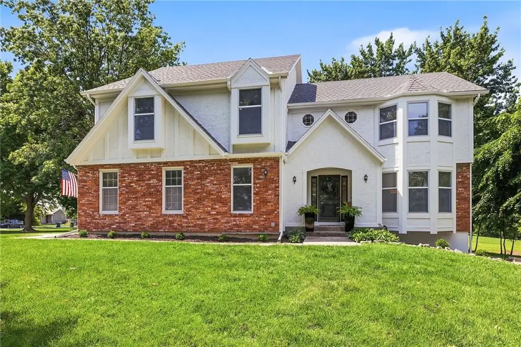 16720 Grandview Street, Overland Park, KS 66085 - #1