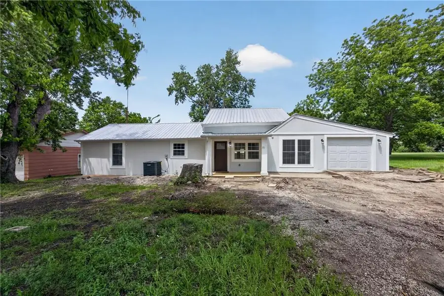 1711 E 1st Street, Fort Scott, KS 66701 - #2