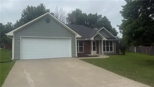 901 Coventry Court, Warrensburg, MO 64093