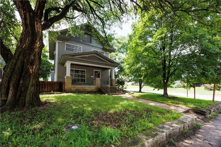 737 N Pennsylvania Avenue, Independence, KS 67301 - #2