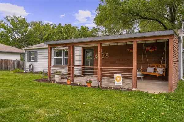 6338 Oak Grove Road, Kansas City, KS 66106