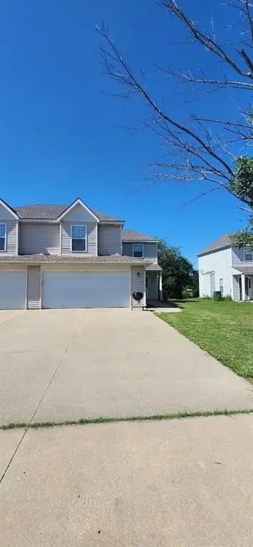938 E Wildcat Run Street, Gardner, KS 66030