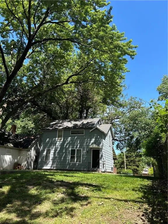608 A & B Osage Street, Leavenworth, KS 66048 - #1