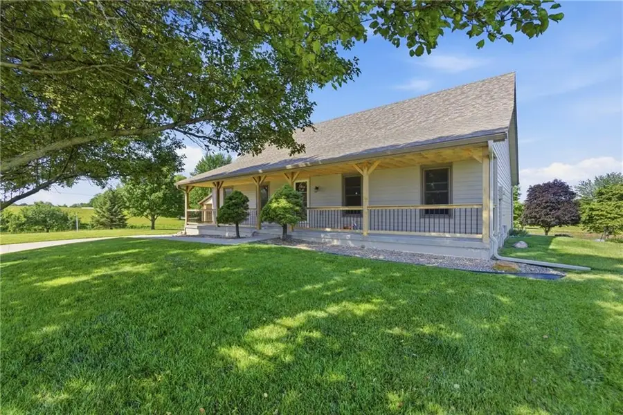 15220 Terra Pulchra Drive, Smithville, MO 64089 - #2