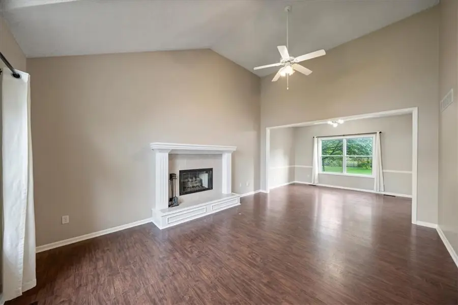 18653 W 160 Street, Olathe, KS 66062 - #3