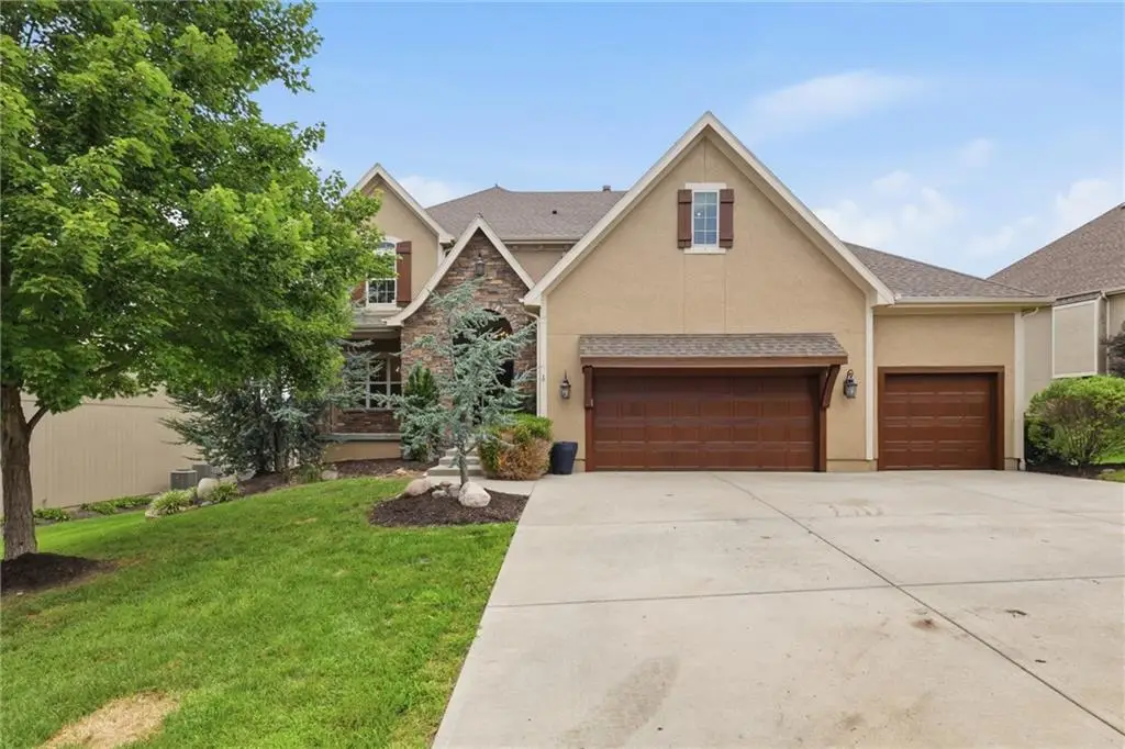 9428 W 157th Place, Overland Park, KS 66221 - #1