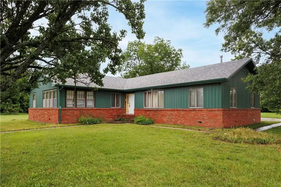 3068 Hwy 169 Highway, Liberty, KS 67351 - #3