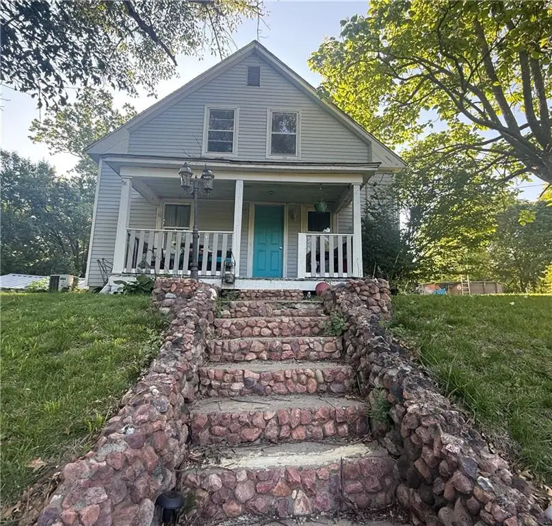 402 Auburn Avenue, Oregon, MO 64473 - #1