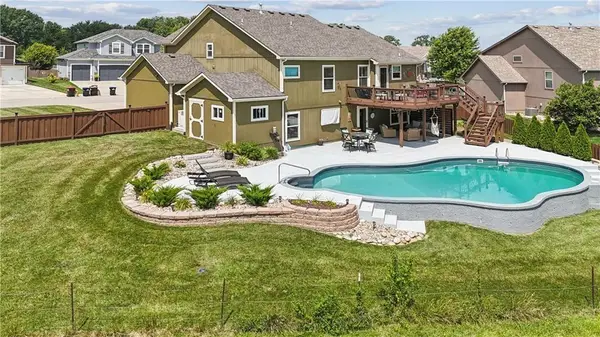 603 19th Avenue N, Greenwood, MO 64034