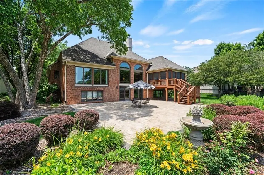 12917 Broadmoor Street, Overland Park, KS 66209 - #2