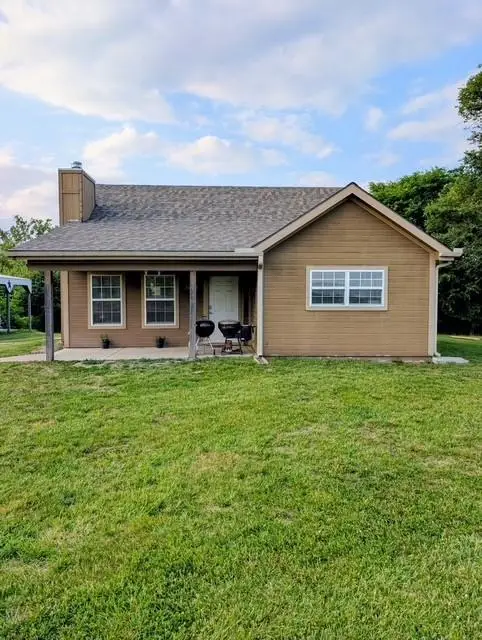 36202 E Truman Road, Oak Grove, MO 64075 - #1
