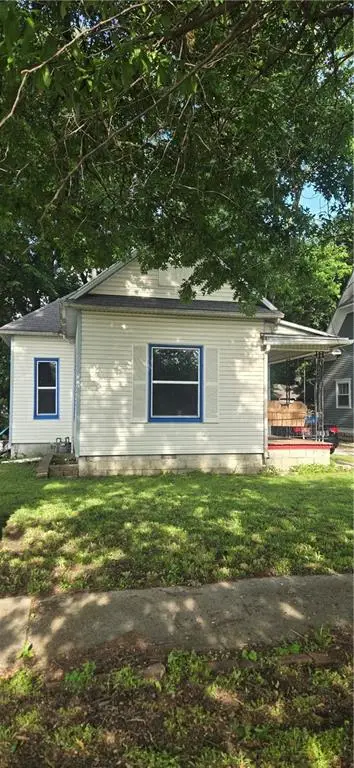 1704 N Elm Street, Pittsburg, KS 66762 - #2