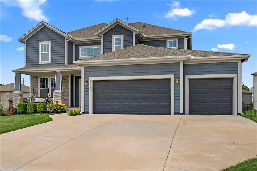 20430 W 107th Terrace, Olathe, KS 66061 - #3