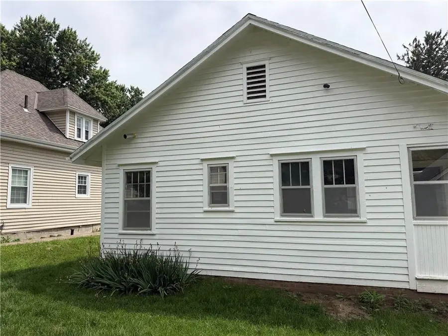 2907 Felix Street, Saint Joseph, MO 64501 - #3