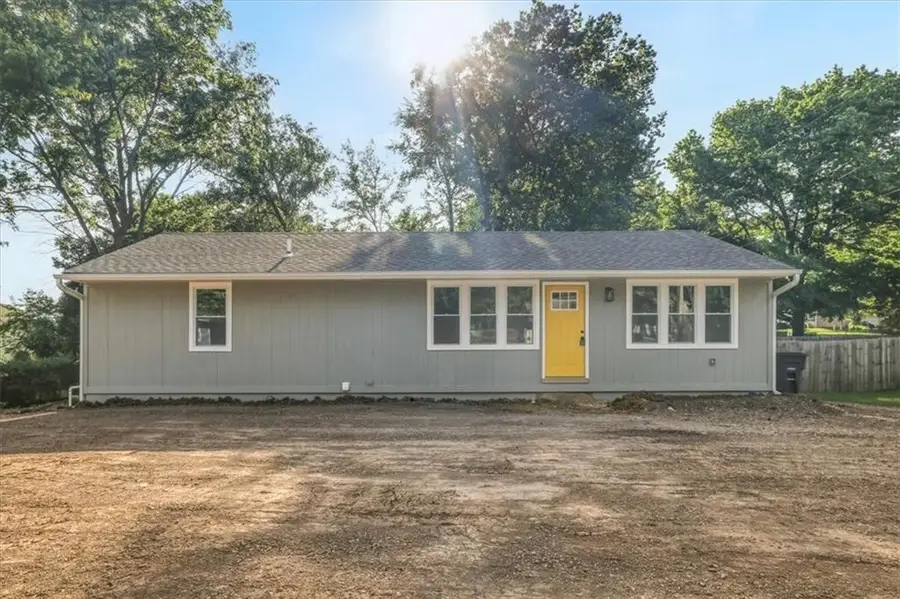 106 Baldwin Street, Belton, MO 64012 - #2