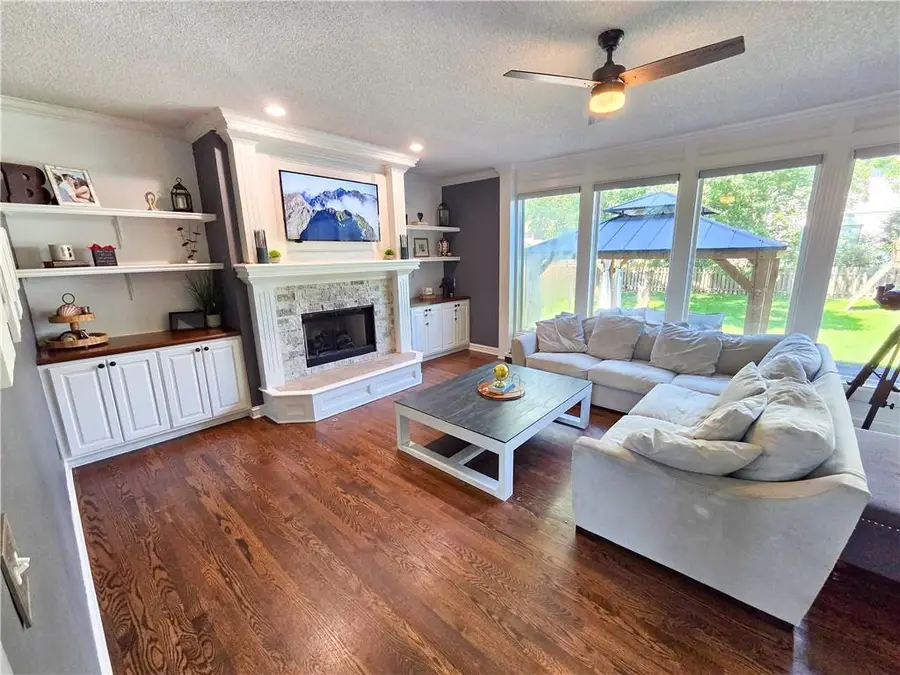 5320 Round Prairie Street, Shawnee, KS 66226 - #3