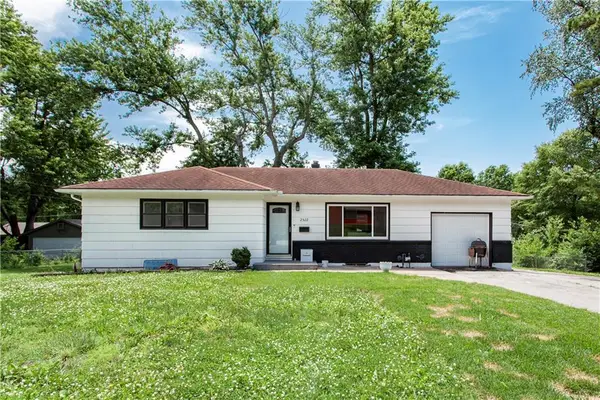 2522 Queen Ridge Drive, Independence, MO 64055