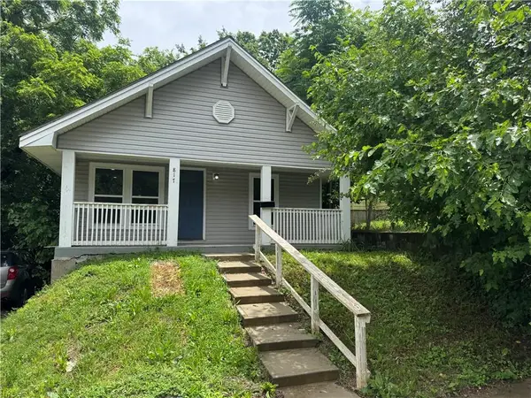 817 White Avenue, Kansas City, MO 64125