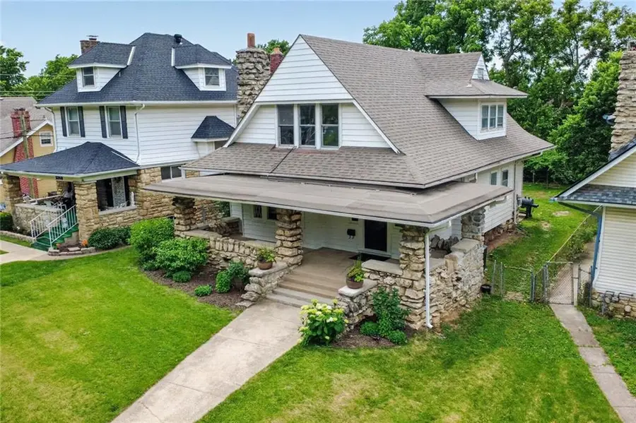 3304 W Coleman Road, Kansas City, MO 64111 - #2