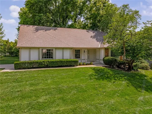 11701 W 101st Street, Overland Park, KS 66214