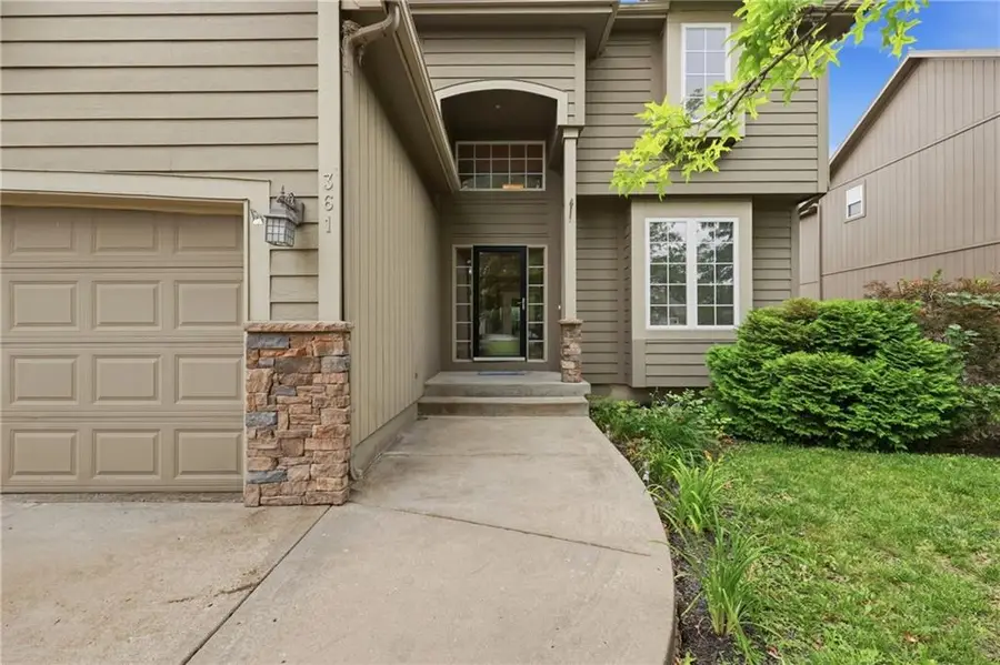 361 W Westhoff Place, Gardner, KS 66030 - #2