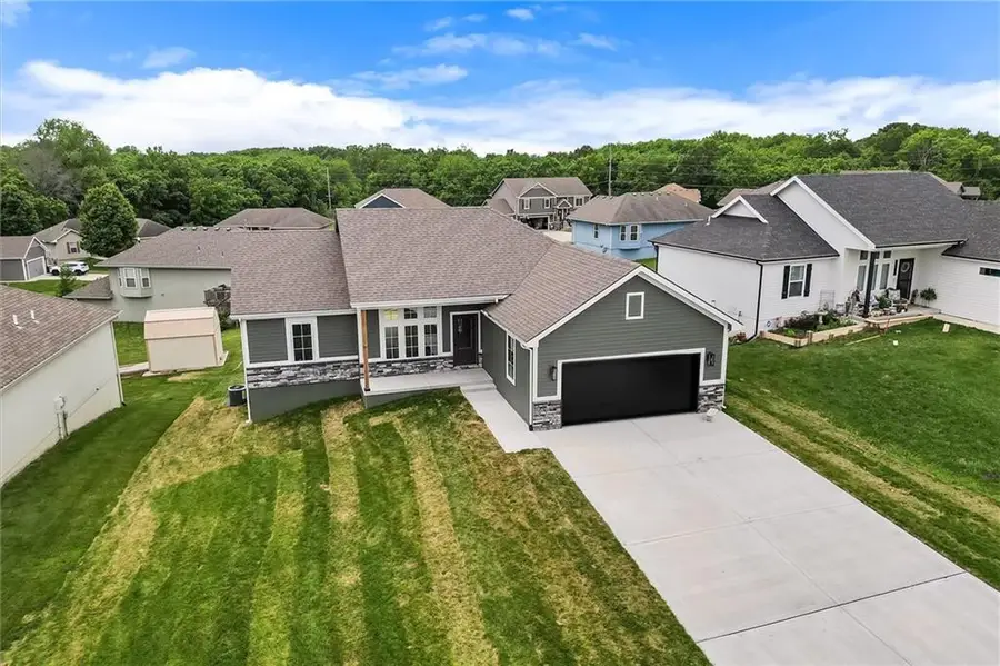 2211 Ashford Street, Excelsior Springs, MO 64024 - #3