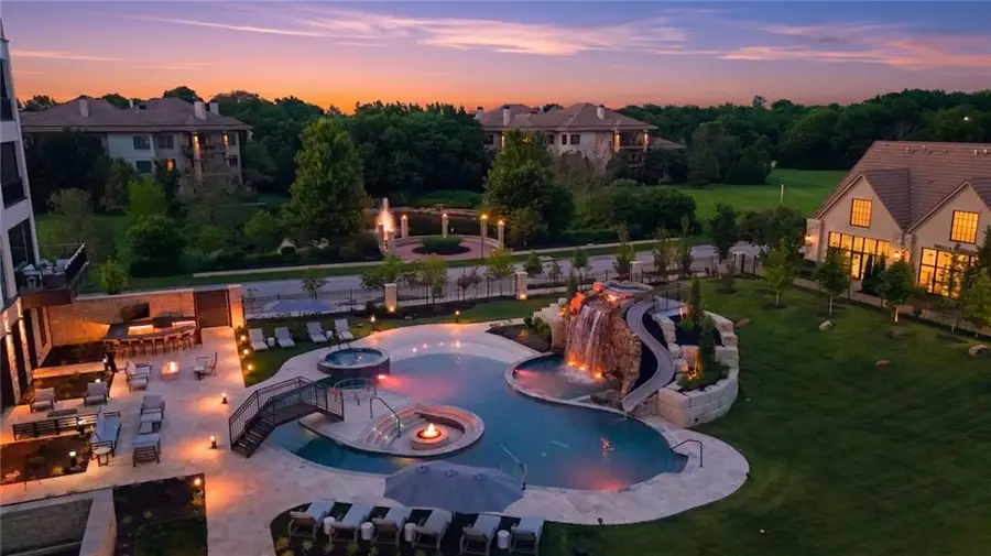 4951 W 134 Street #301, Leawood, KS 66209 - #2
