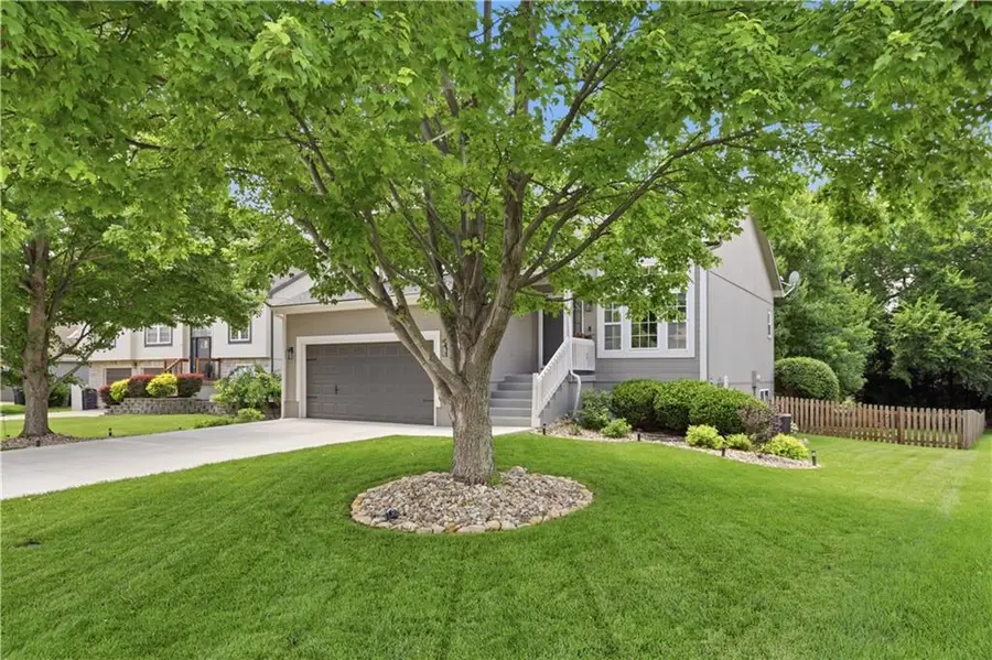 12602 S Clinton Court, Olathe, KS 66061 - #3