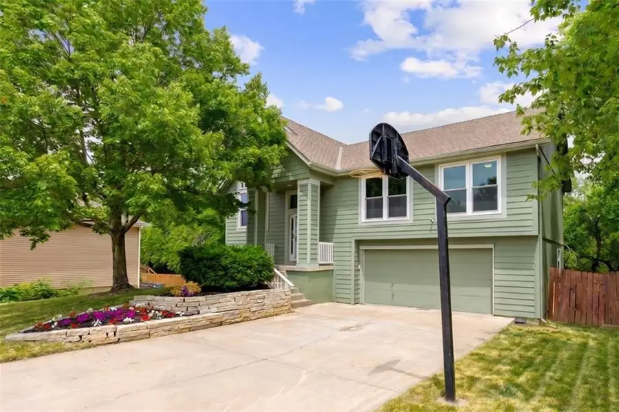 808 SW Daney Drive, Lees Summit, MO 64081 - #2