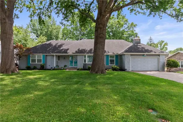 407 NW O'brien Road, Lee's Summit, MO 64063