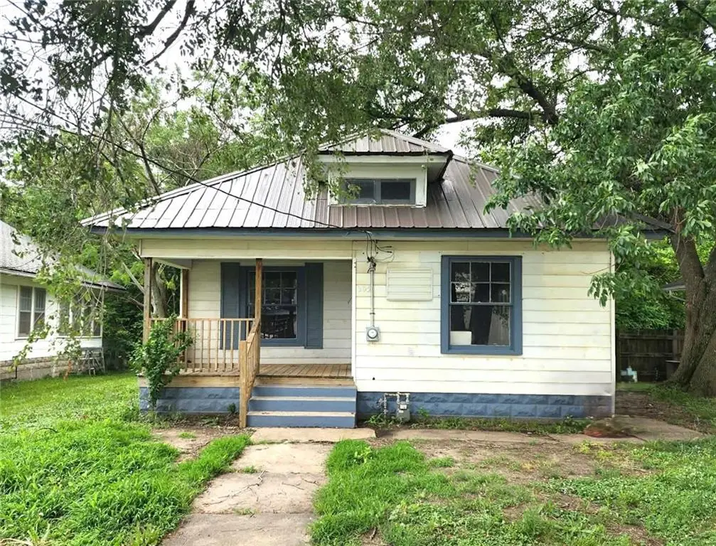 305 E Forest Street, Girard, KS 66743 - #1