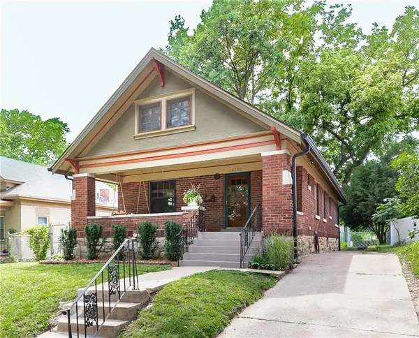 4210 Terrace Street, Kansas City, MO 64111