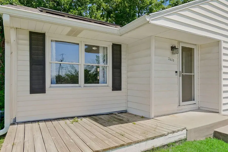 2620 NE 56th Terrace, Gladstone, MO 64118 - #3