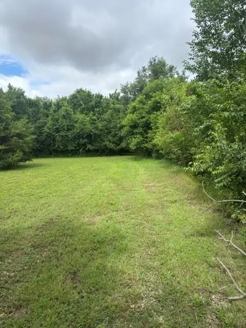 1225 Meade Road, Parsons, KS 67357