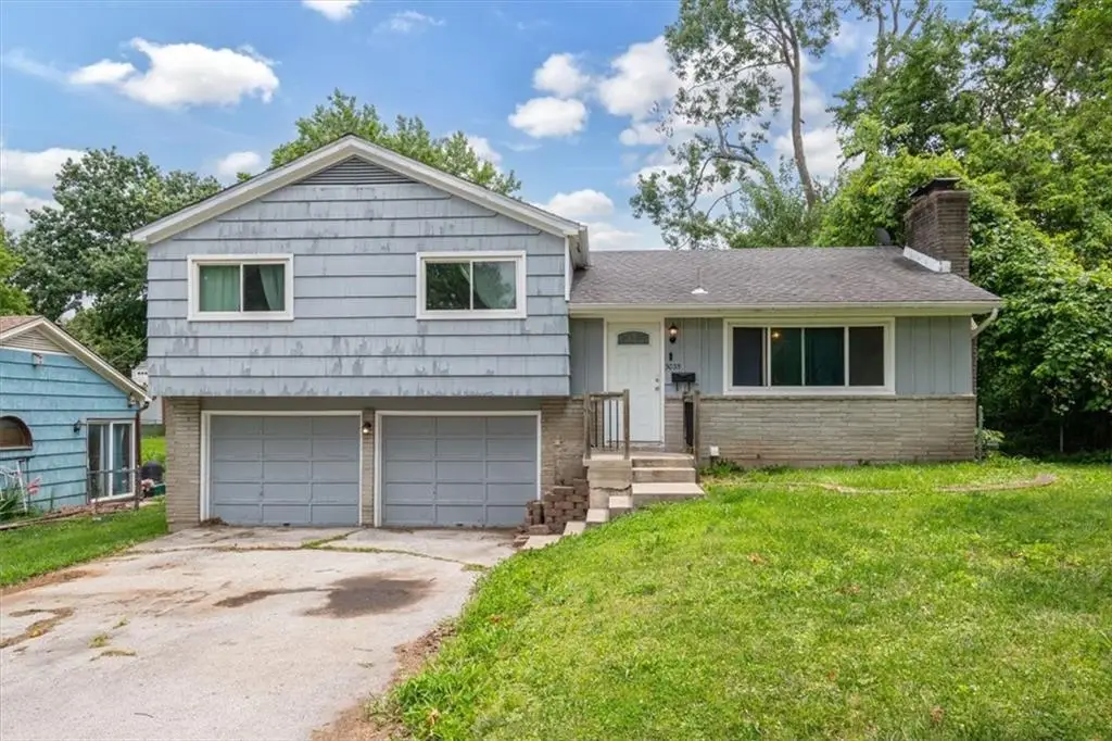 3035 Englewood Terrace, Independence, MO 64052 - #1