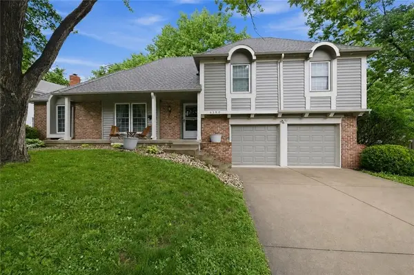 6300 W 101st Terrace, Overland Park, KS 66212