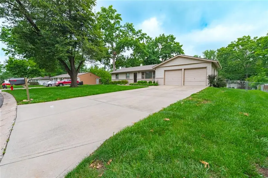 6108 NW Klamm Drive, Kansas City, MO 64151 - #3