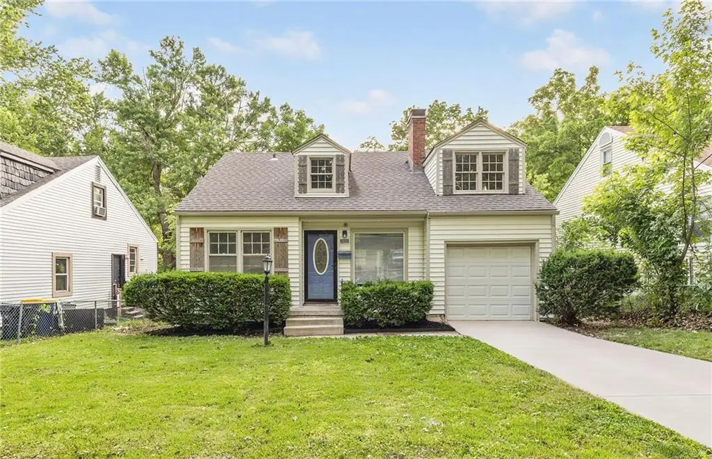 7426 Olive Street, Kansas City, MO 64132 - #1