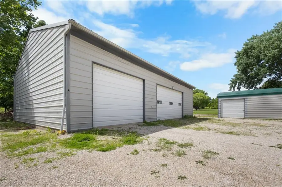 22898 Valley Road, Lacygne, KS 66040 - #2