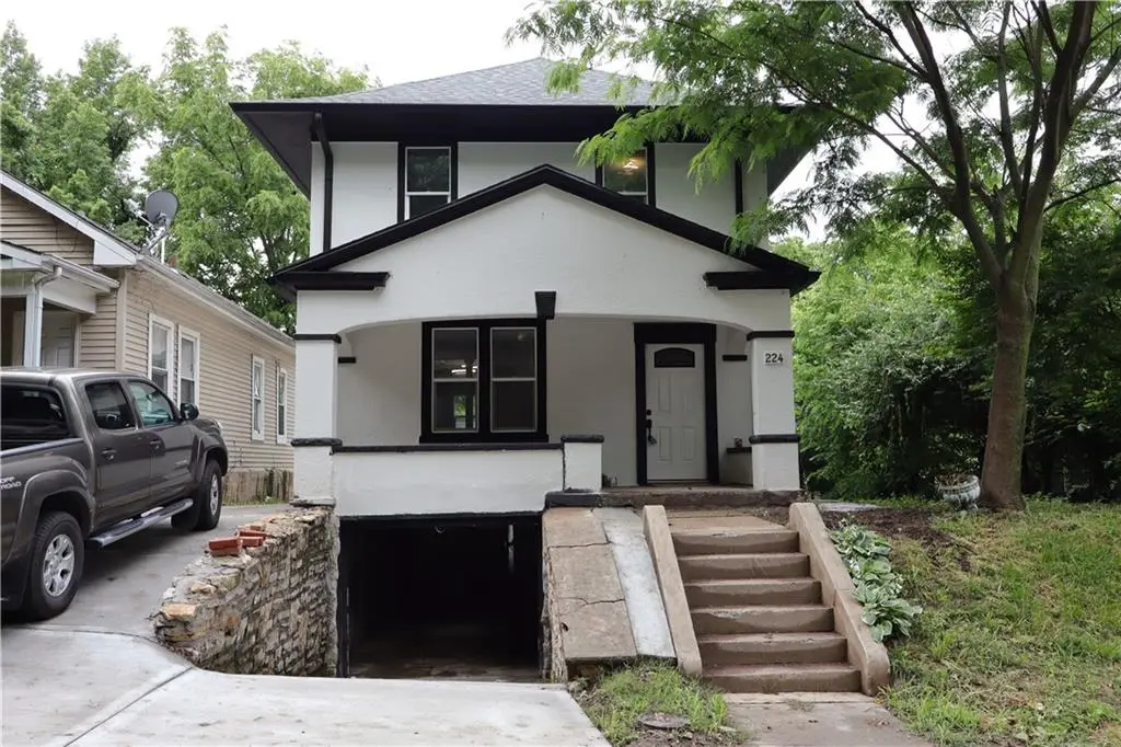 224 N 34th Street, Kansas City, KS 66102 - #1