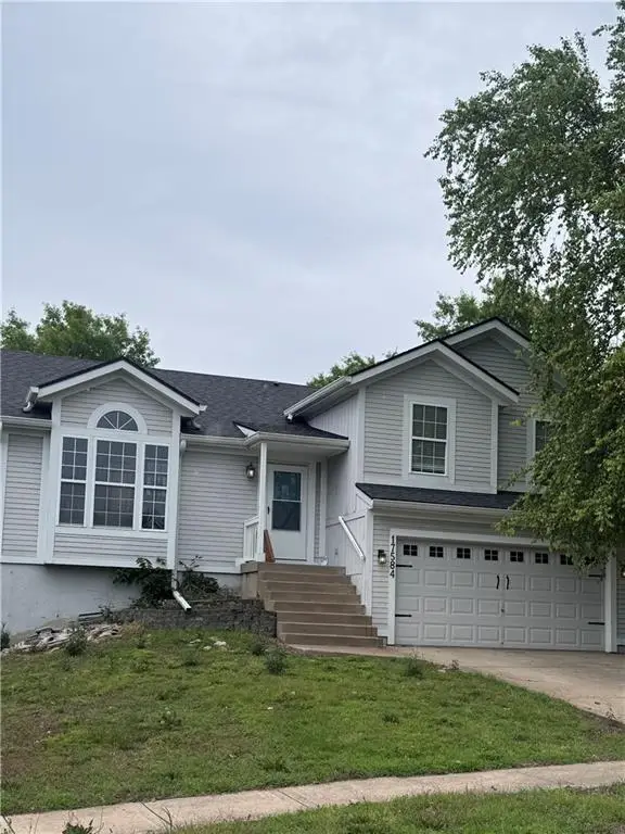 17584 W 111th Terrace, Olathe, KS 66061 - #1