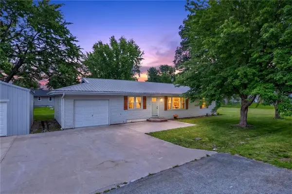 105 E Meadowbrook Court, Polo, MO 64671