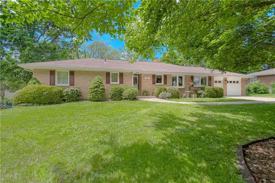 922 Ridgeway Drive, Liberty, MO 64068 - #2
